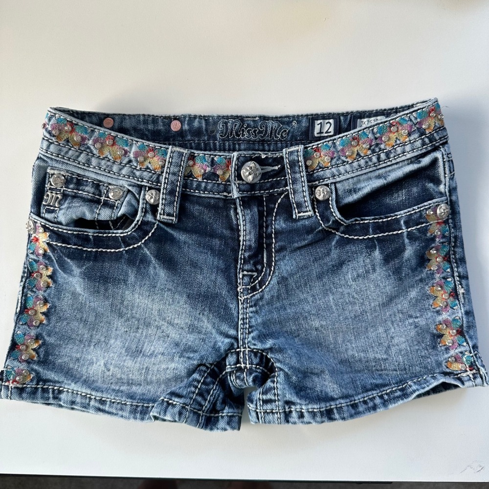 Miss Me Denim Shorts Girls Size 12 Blue Floral Embroidered Rhinestone JK7517H